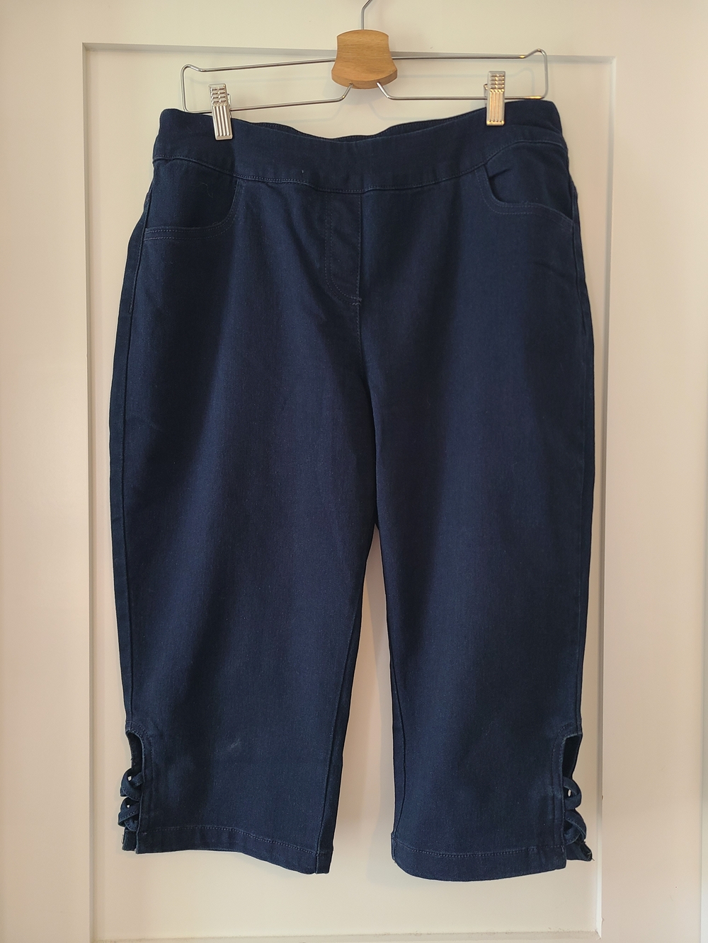 Women's Navy Capri Pants with Side Bow Detail